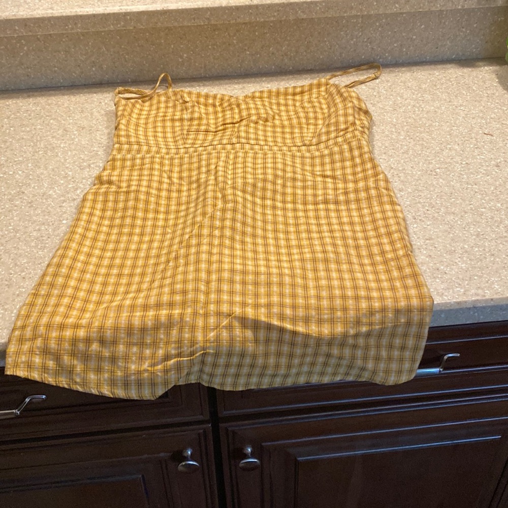 Absolutely precious yellow gingham mini dress from Urban Outfitters. size 10